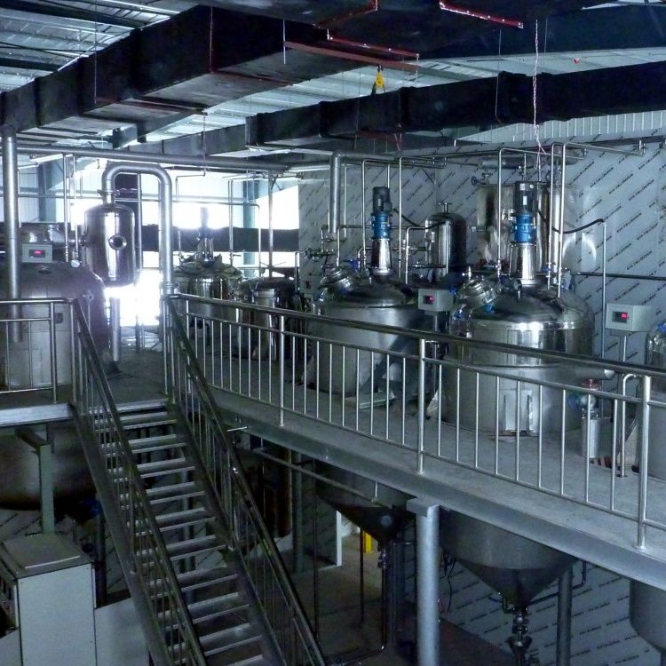 辣椒紅色素提取設(shè)備工作原理，低溫萃取設(shè)備如何選擇？